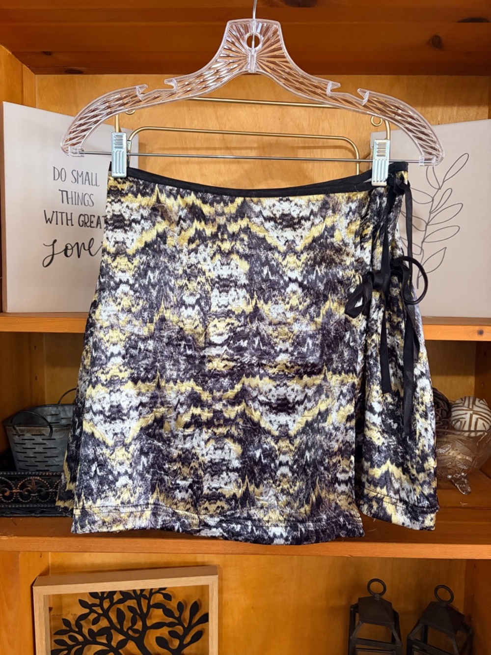Urban Outfitters Satin Wrap Mini Skirt Size M New Boho Chic Summer Festival - Picture 4 of 8